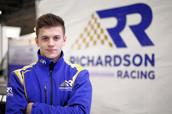 James joins Richardson Racing